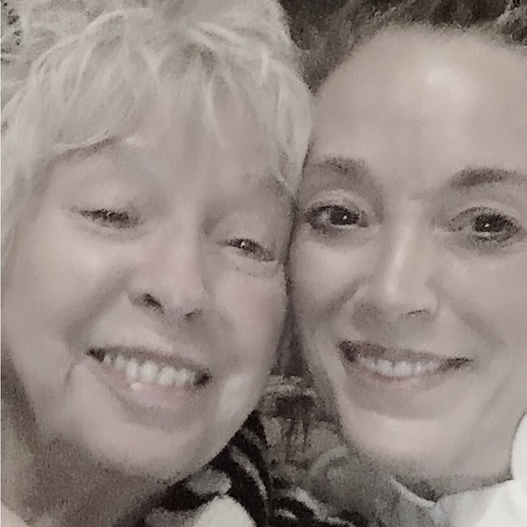 Meet your Posher, Kim The Accidental Posher - Picture 4 of 6